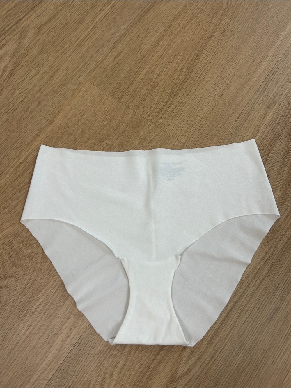 2008 Y2K Vintage Victoria’s Secret Hipkini No Show Seamless Panty L